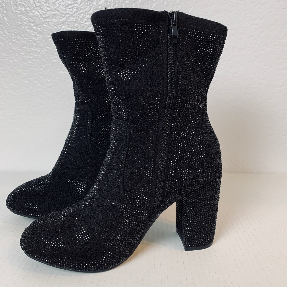 Torrid Stretch Embellished Bootie Size 8.5 WW Black Glass Beads Whimsygoth Bling